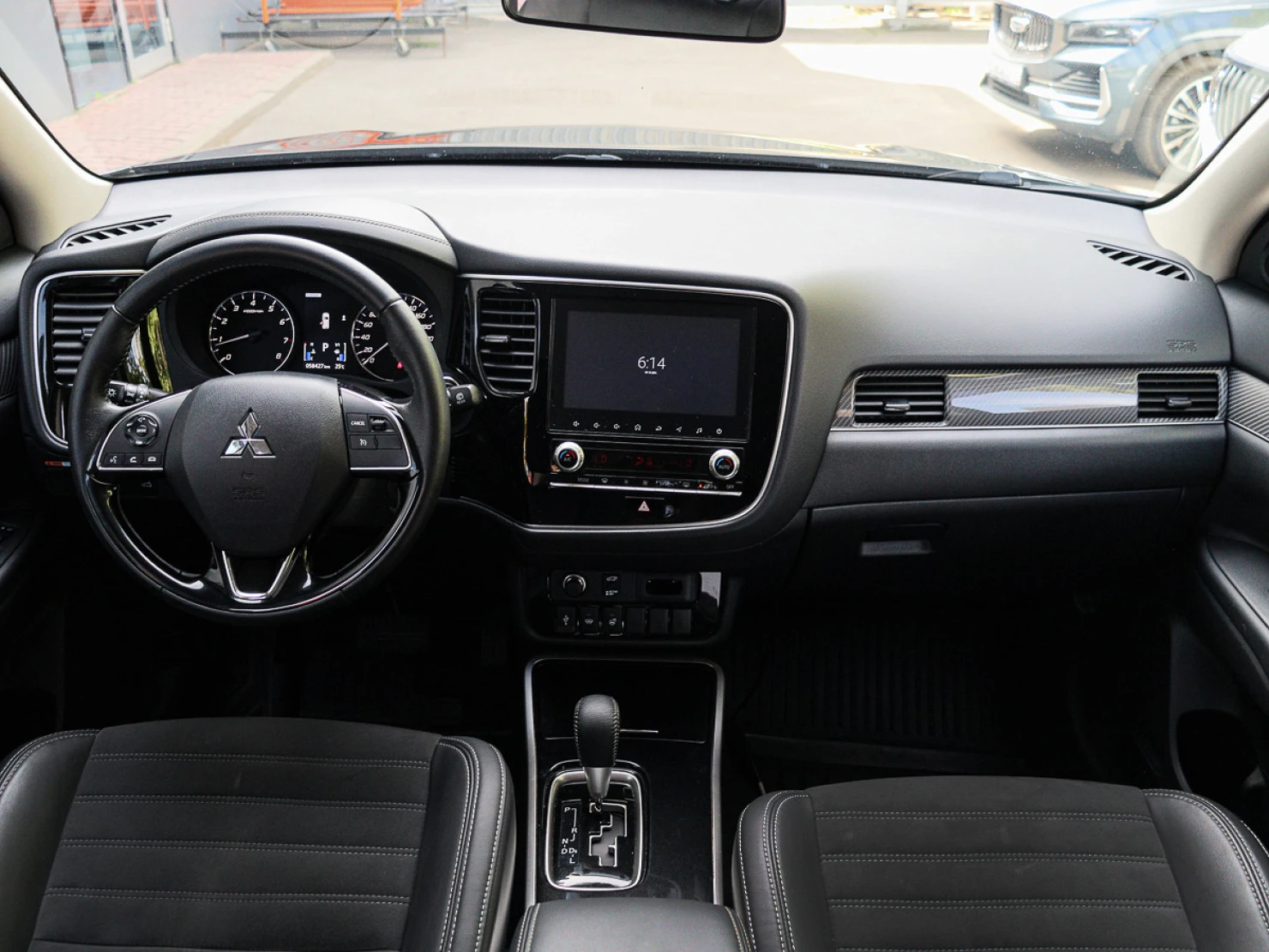 Mitsubishi OUTLANDER, 2021