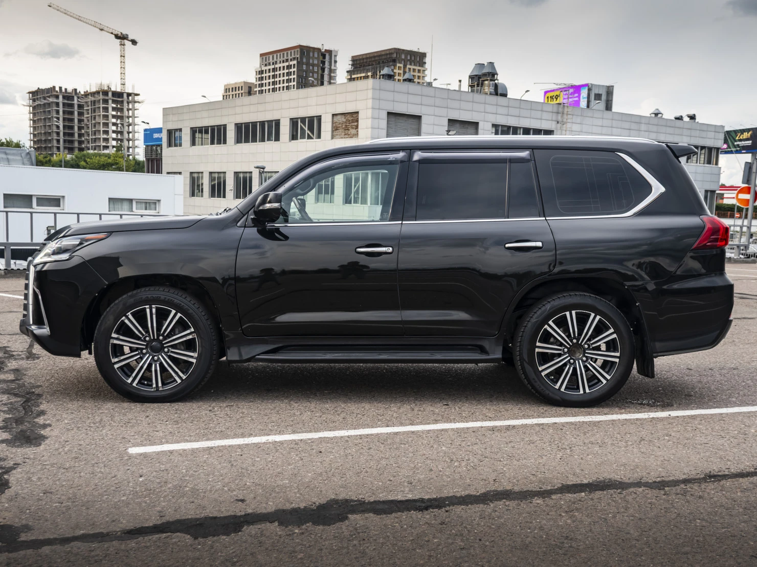 Lexus LX, 2018