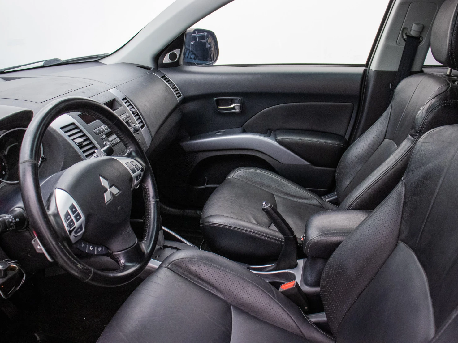 Mitsubishi OUTLANDER, 2008