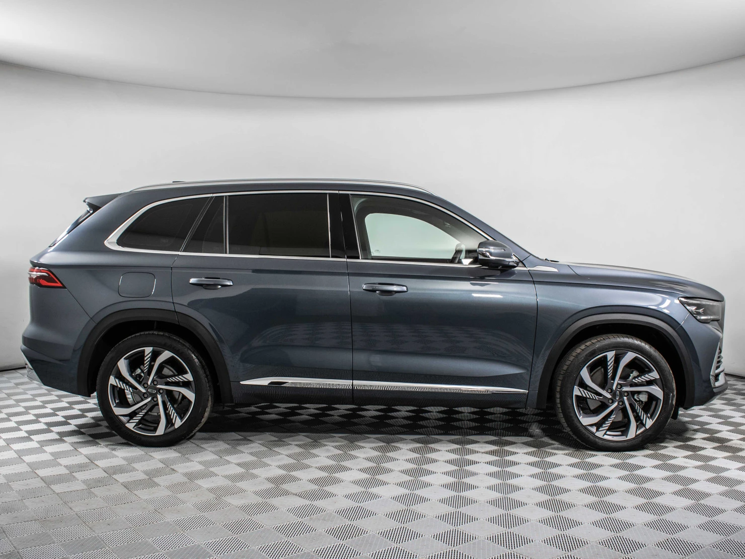 Geely Monjaro, 2022
