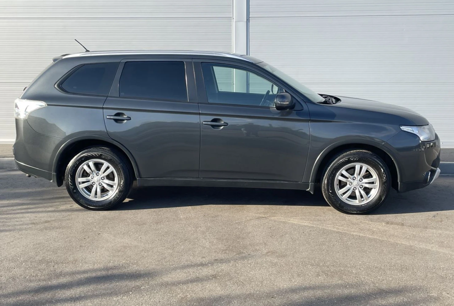 Mitsubishi OUTLANDER, 2014