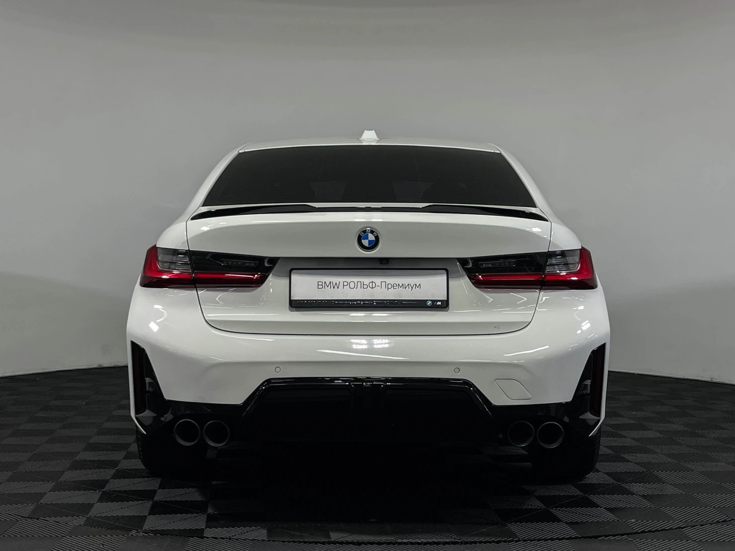 BMW 3 серии, 2024