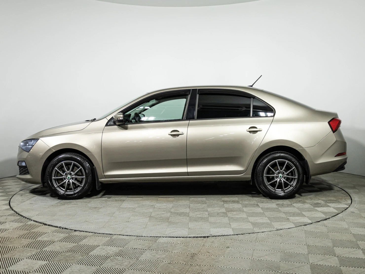ŠKODA RAPID, 2020