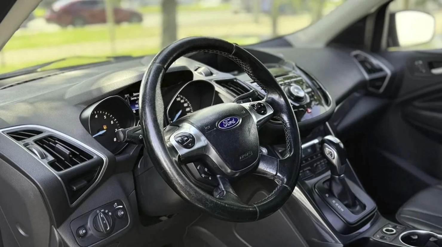 Ford KUGA, 2013