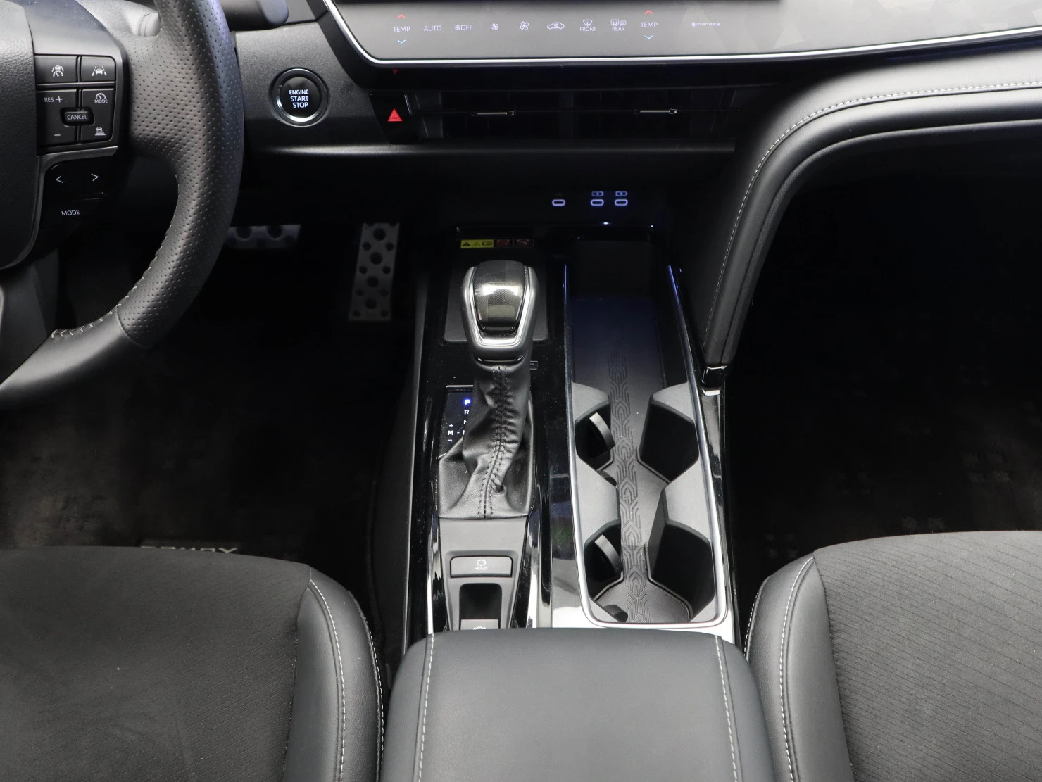 Toyota Camry, 2024