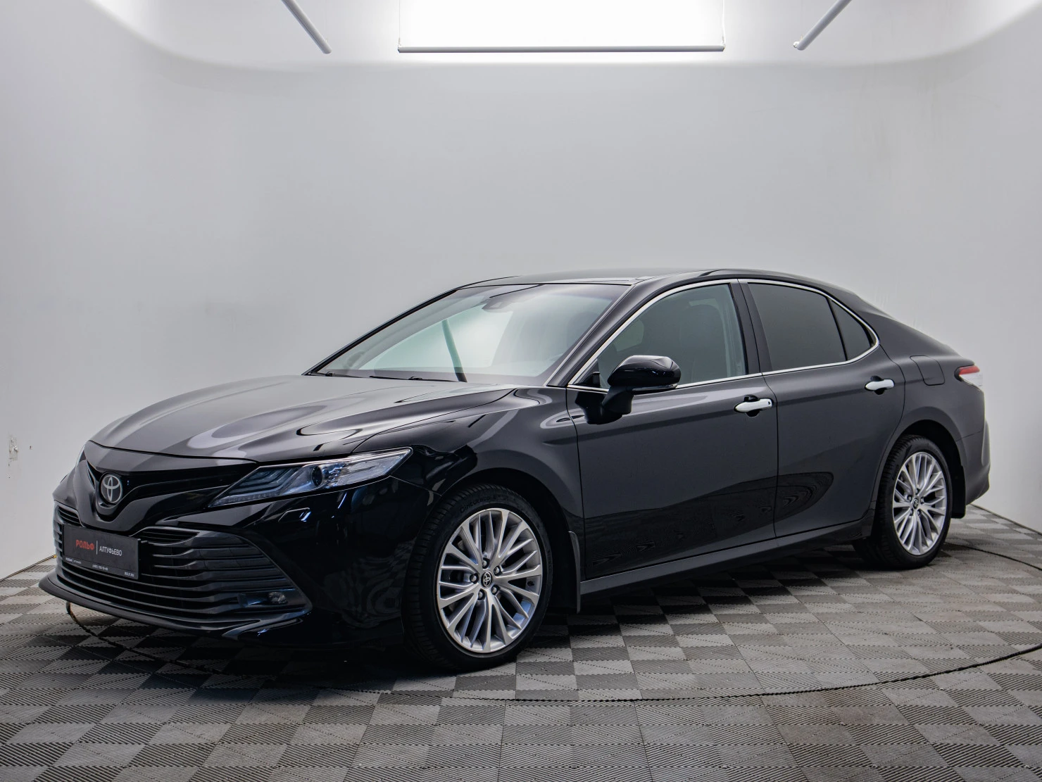 Toyota Camry, 2020
