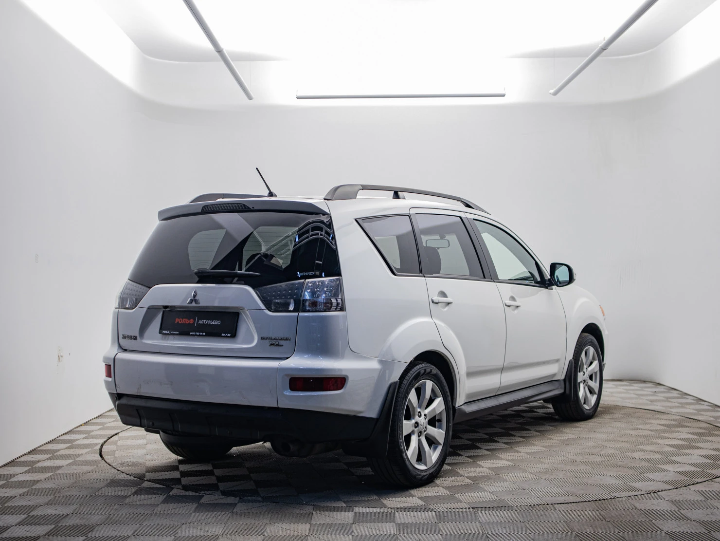 Mitsubishi OUTLANDER, 2011