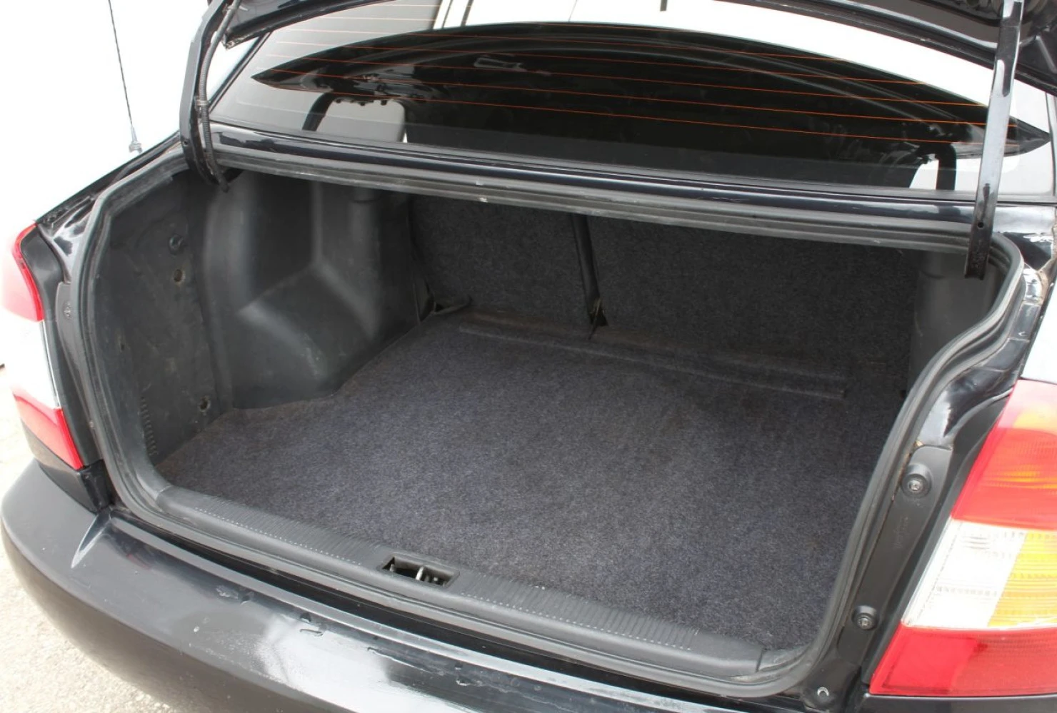 Hyundai Accent, 2008