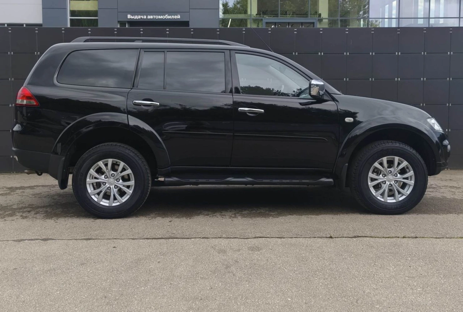 Mitsubishi PAJERO SPORT, 2015