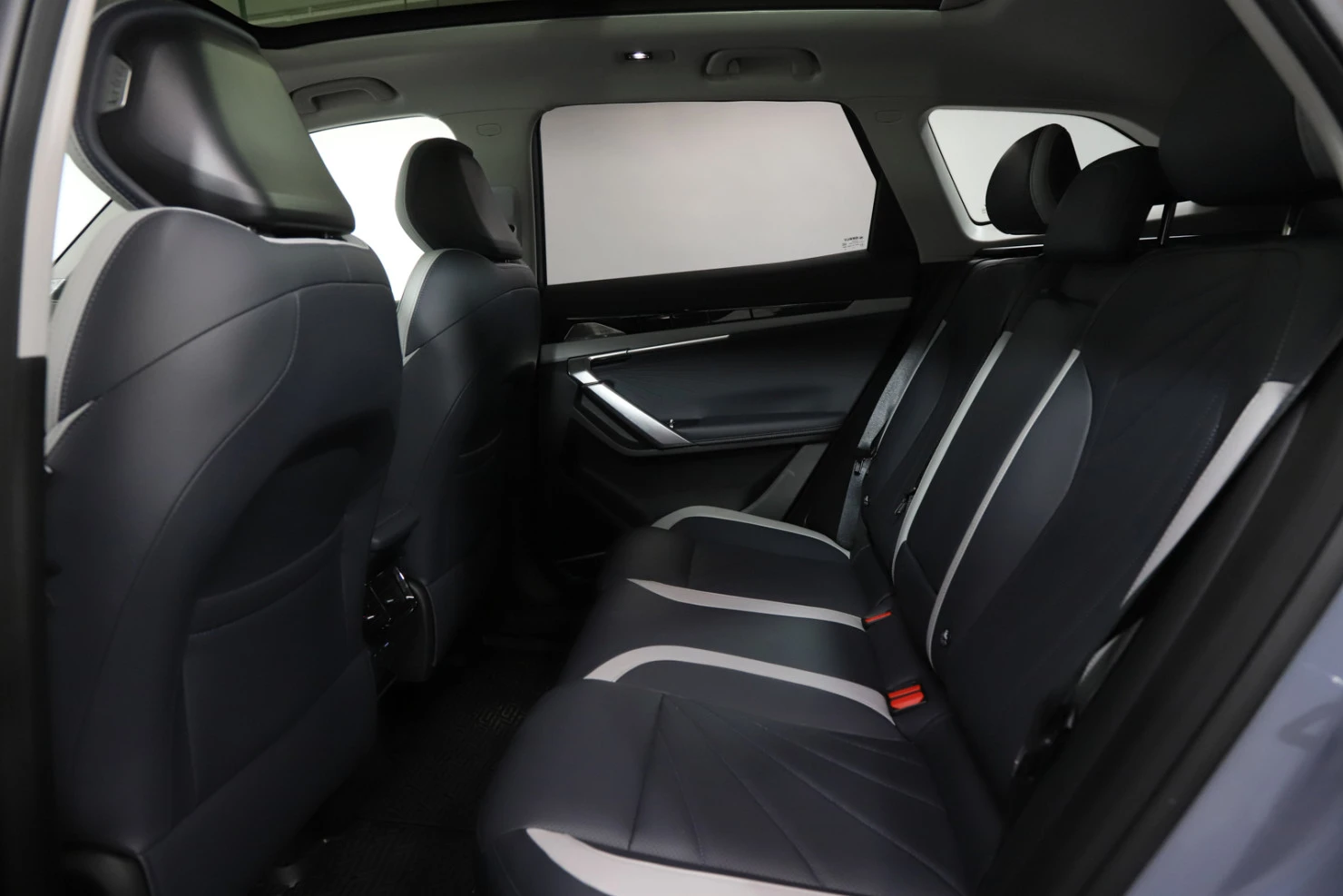 Geely Atlas, 2024