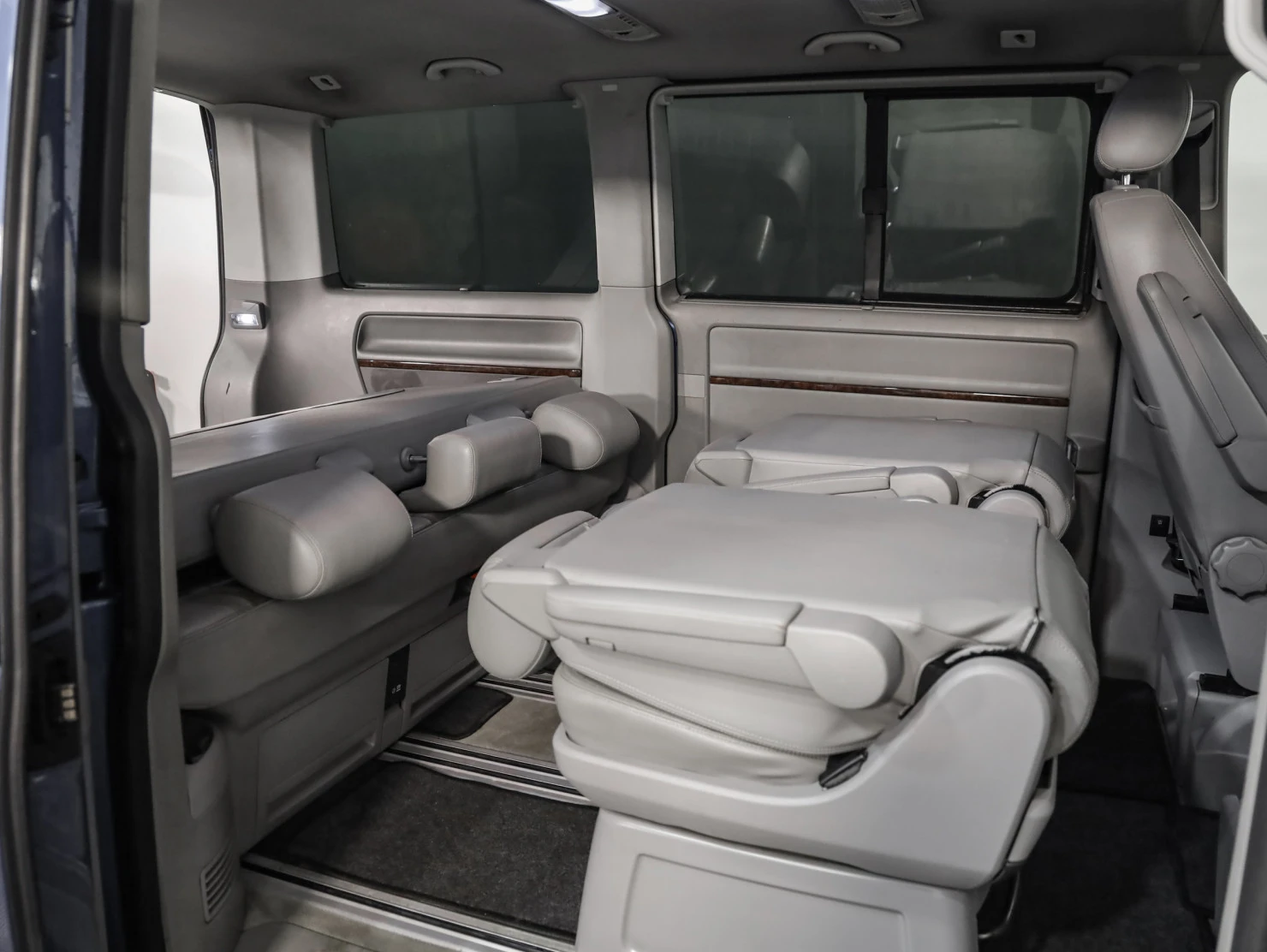 Volkswagen Multivan, 2011