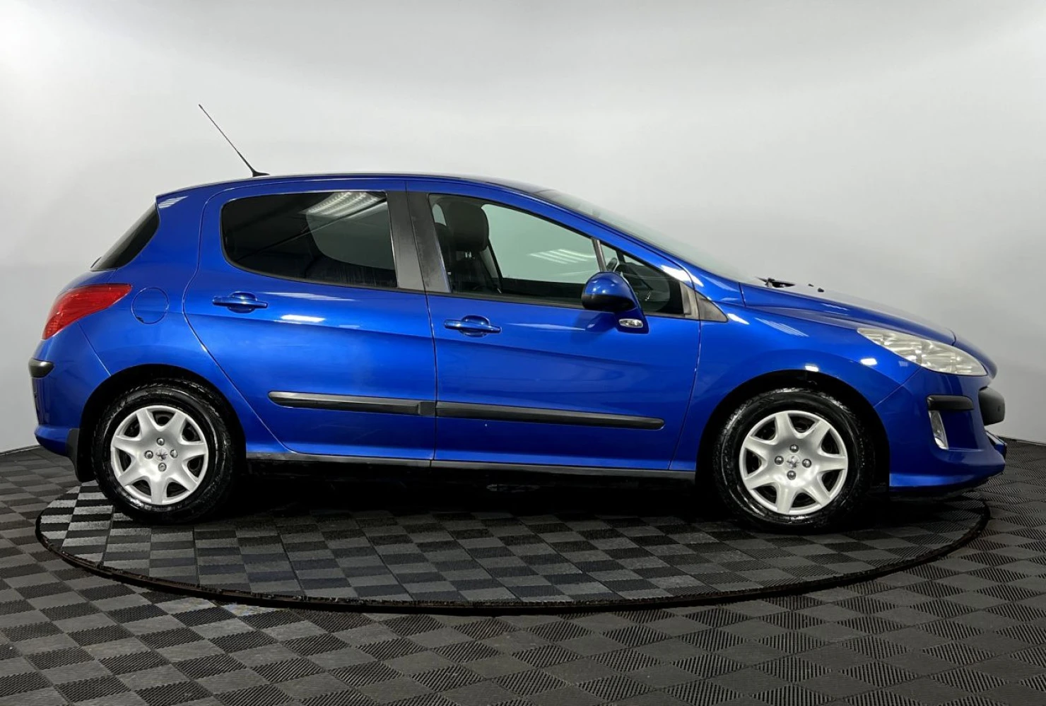 Peugeot 308, 2010