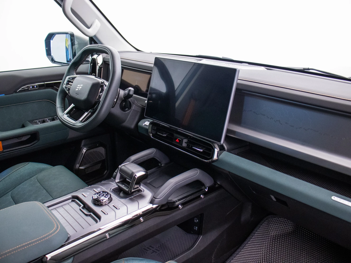 Jetour T2, 2024