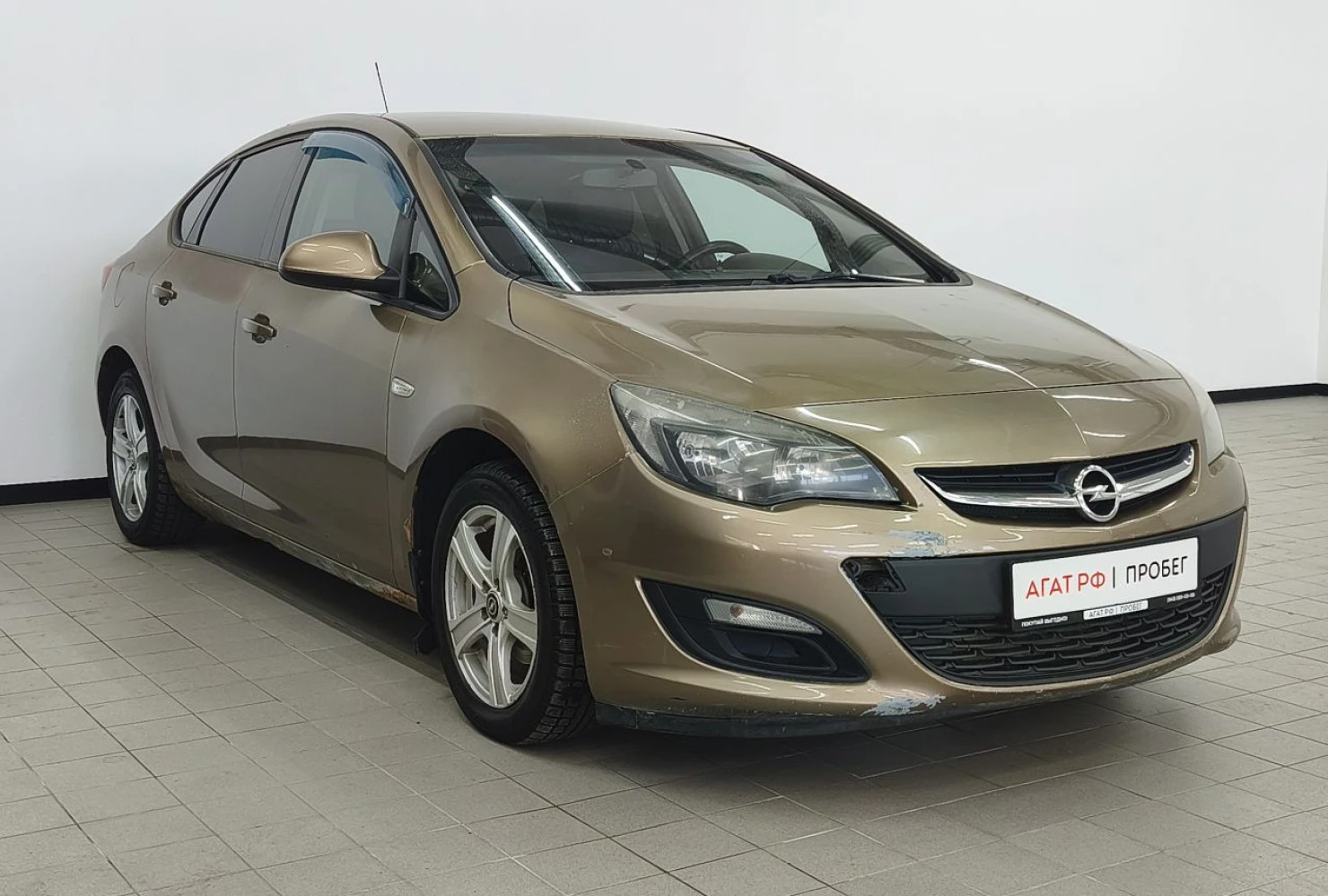 Opel Astra, 2012