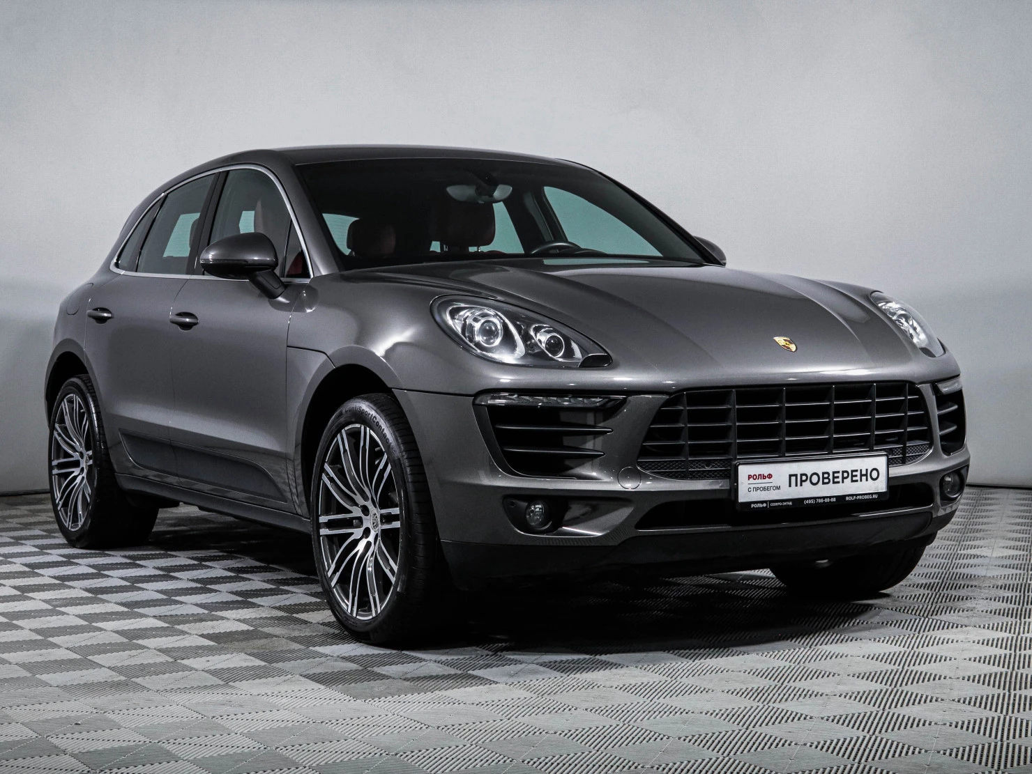 Porsche Macan, 2015