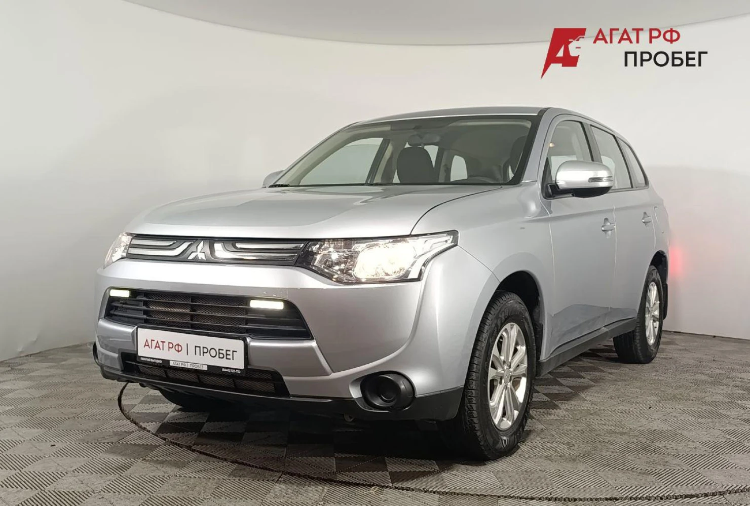 Mitsubishi OUTLANDER, 2012