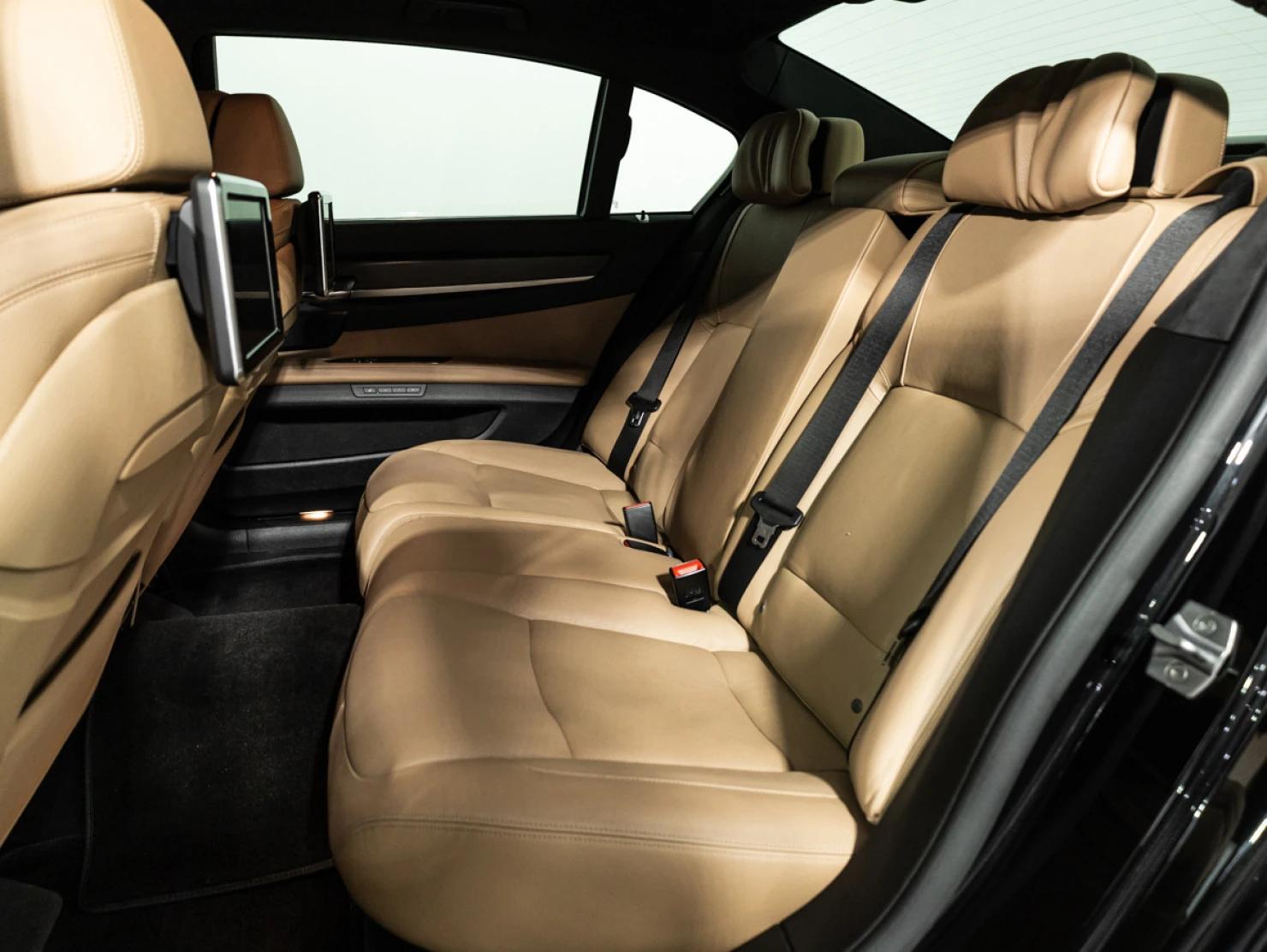 BMW 7 серии, 2014