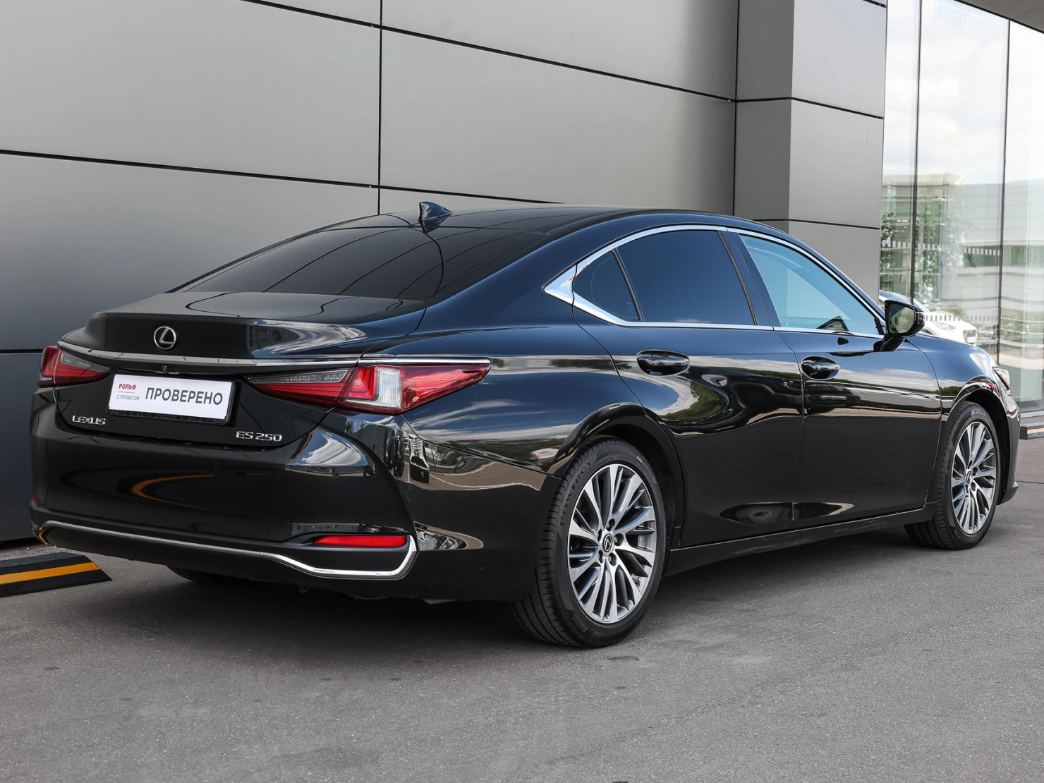 Lexus ES, 2018