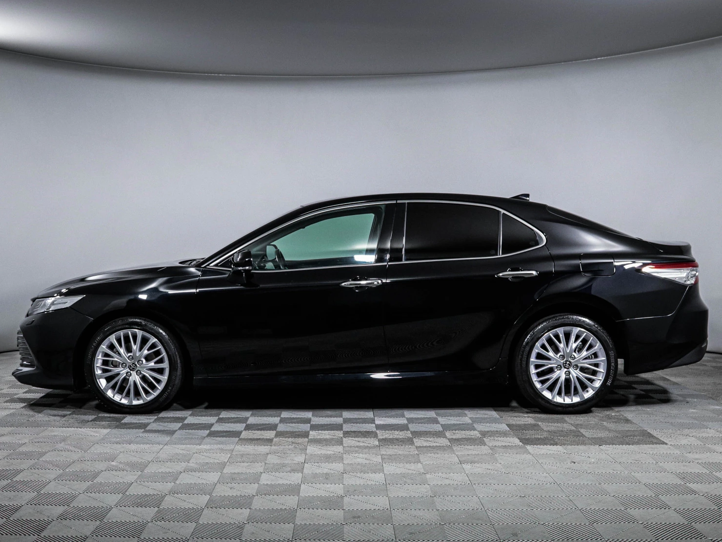 Toyota Camry, 2020