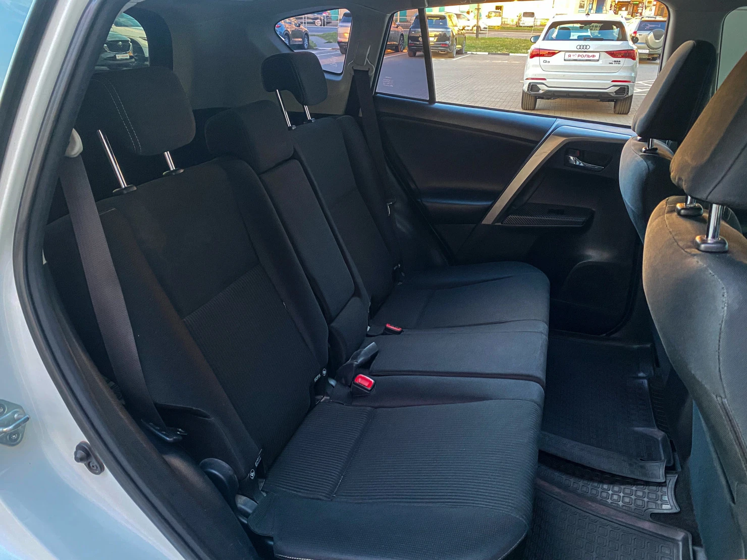 Toyota RAV4, 2013