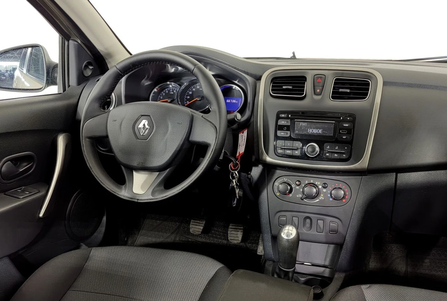Renault Logan, 2014