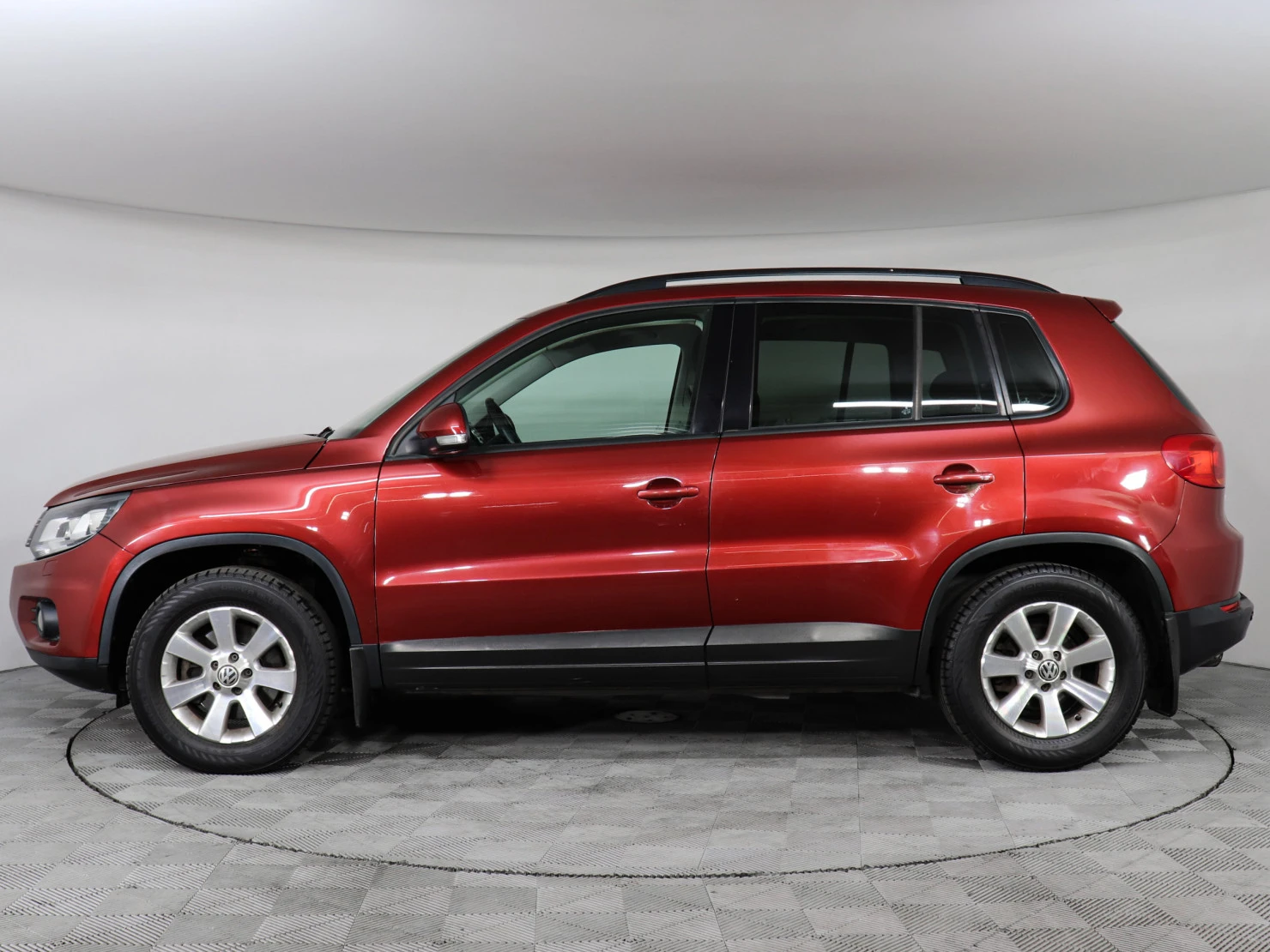 Volkswagen Tiguan, 2012