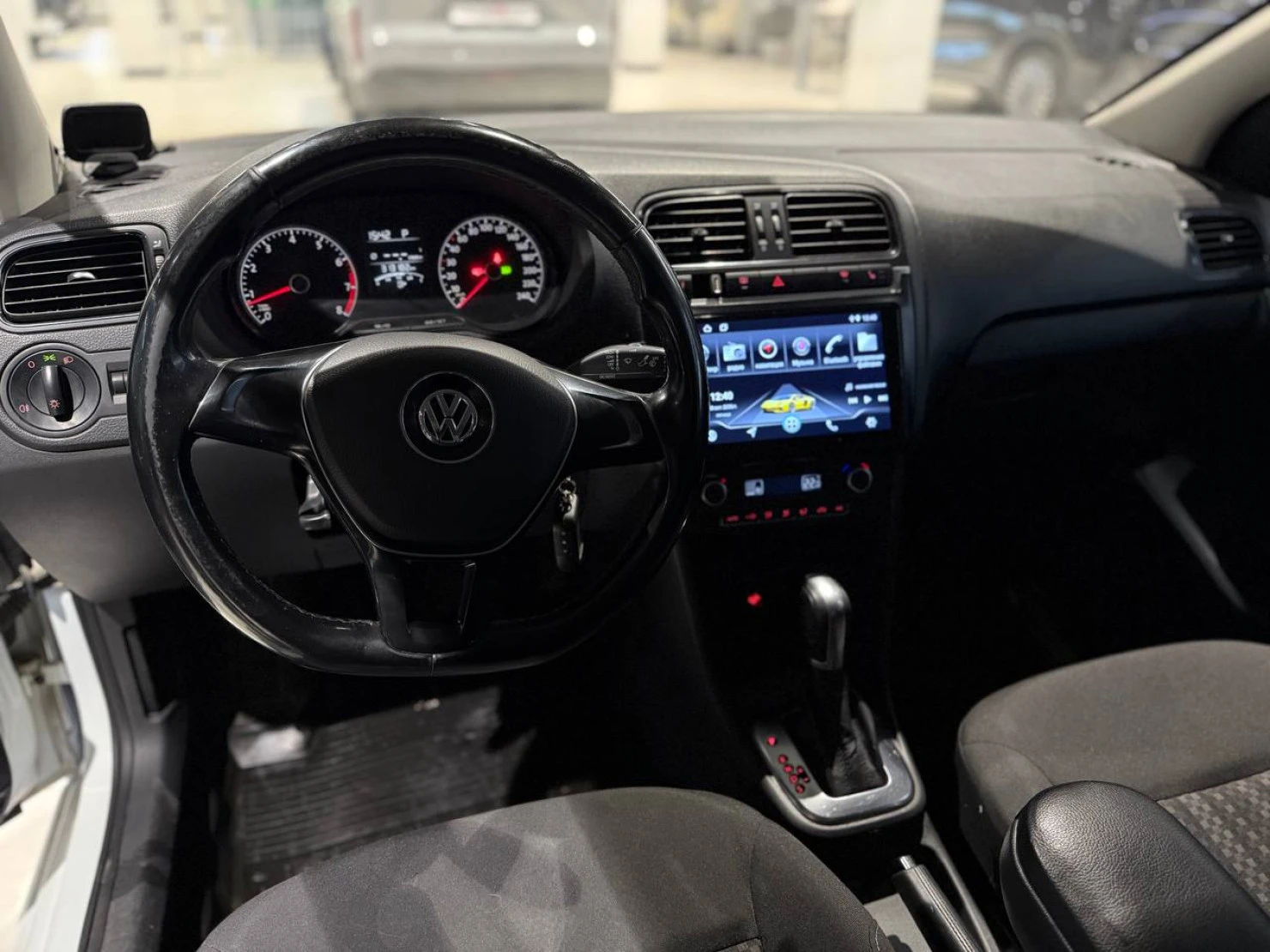 Volkswagen Polo, 2015