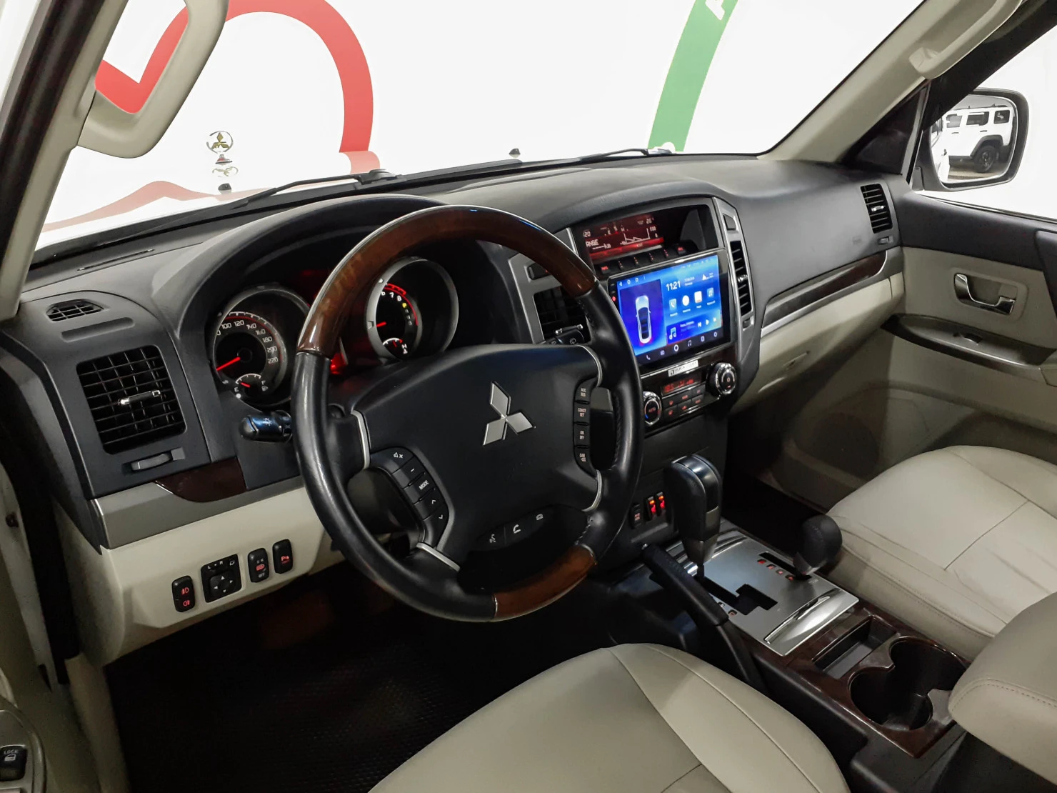 Mitsubishi PAJERO, 2019