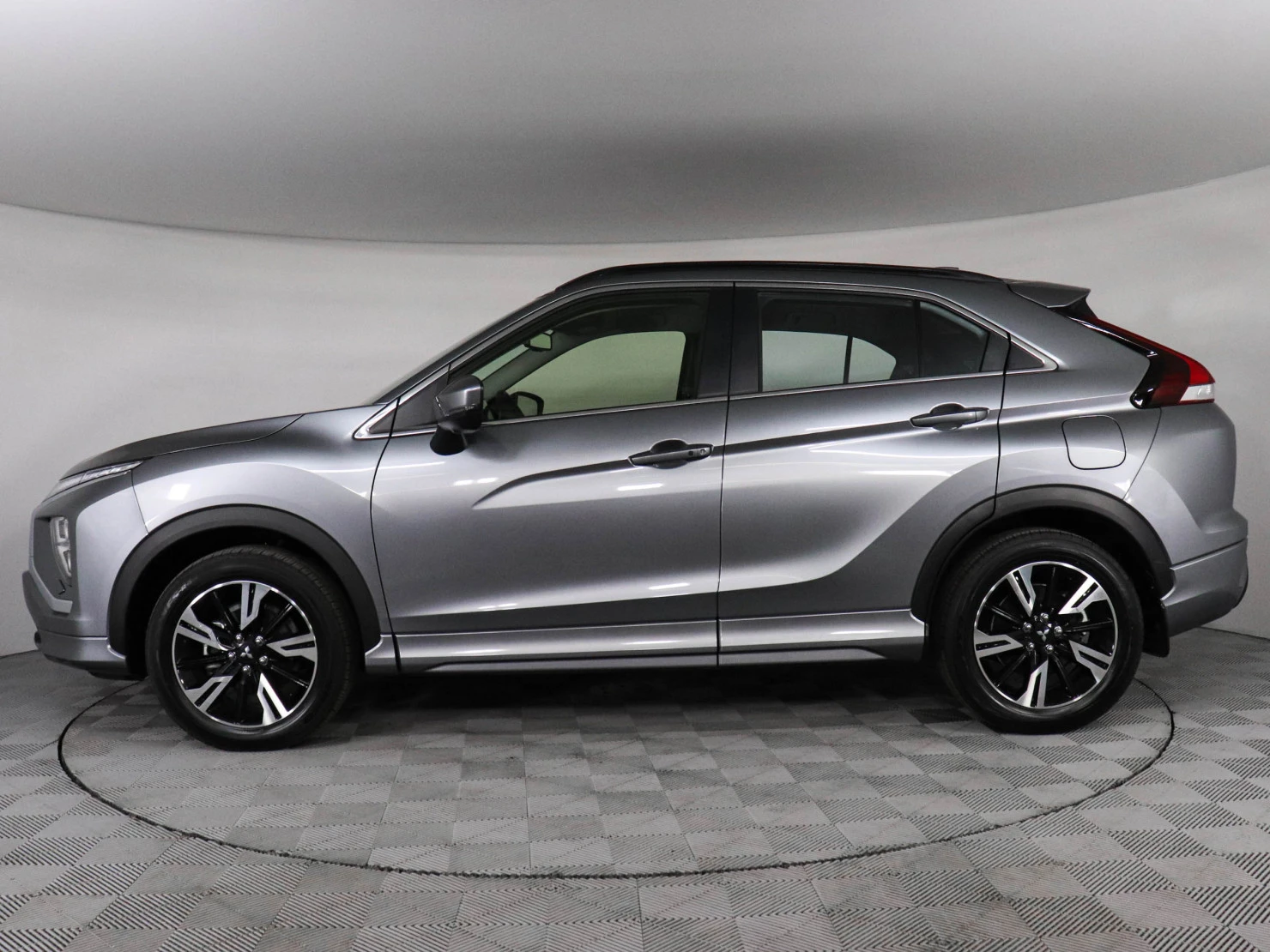 Mitsubishi ECLIPSE CROSS, 2024