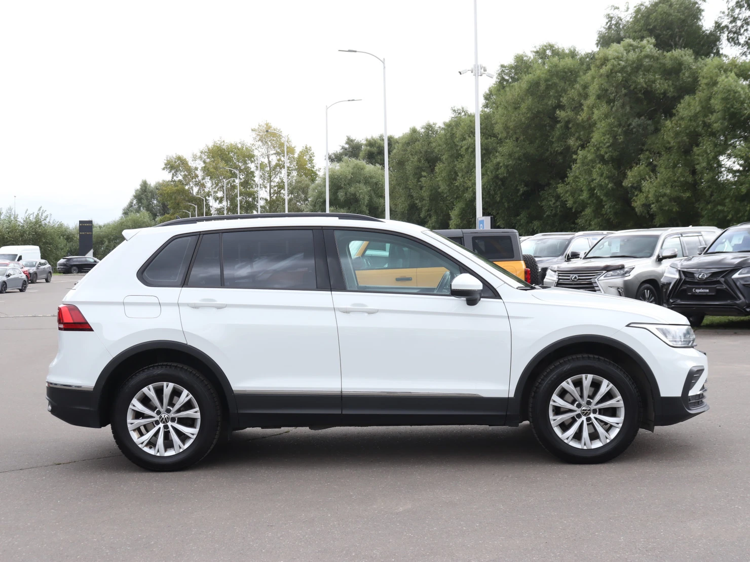 Volkswagen Tiguan, 2022