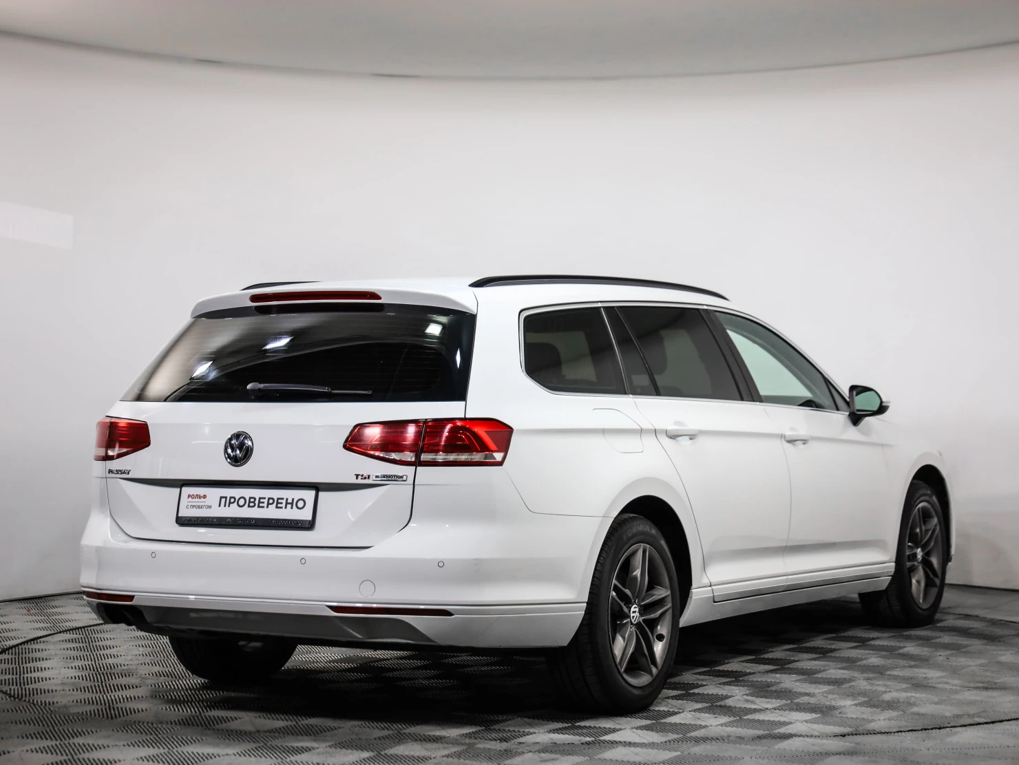 Volkswagen Passat, 2016