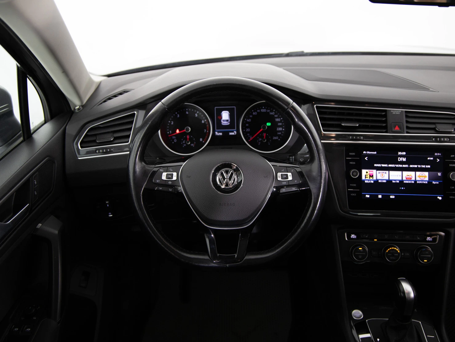 Volkswagen Tiguan, 2020