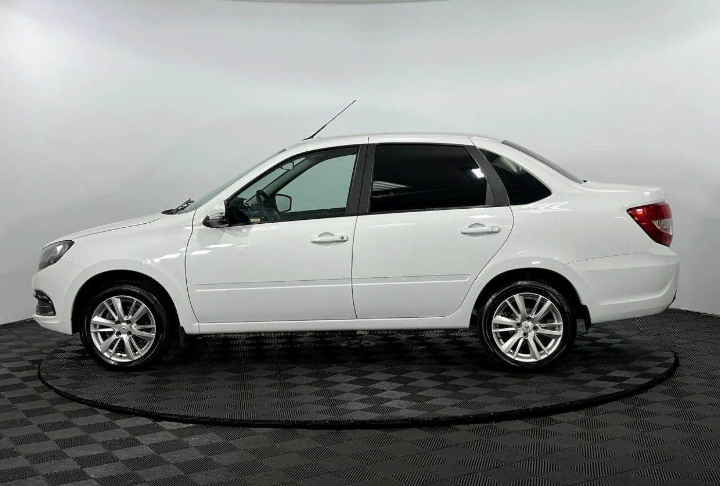 LADA (ВАЗ) Granta, 2023