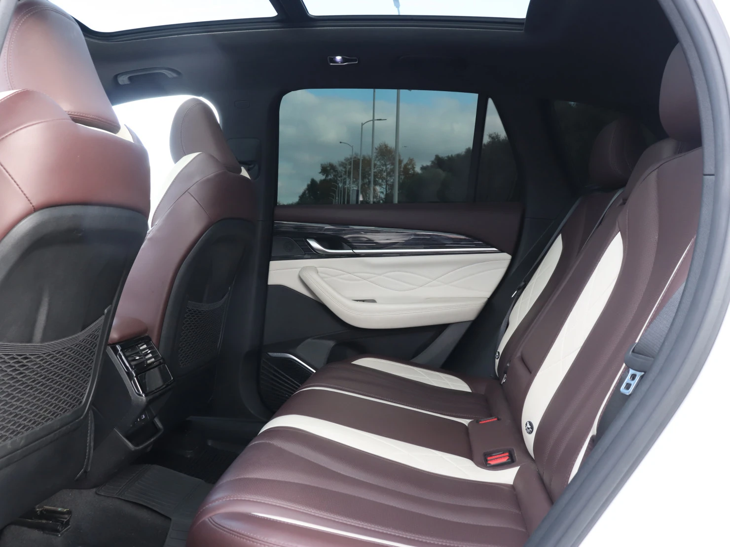 Geely Monjaro, 2023