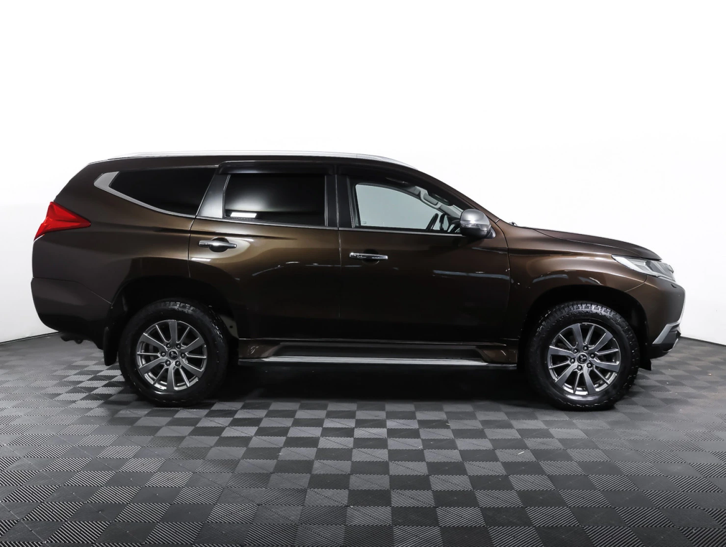 Mitsubishi PAJERO SPORT, 2018