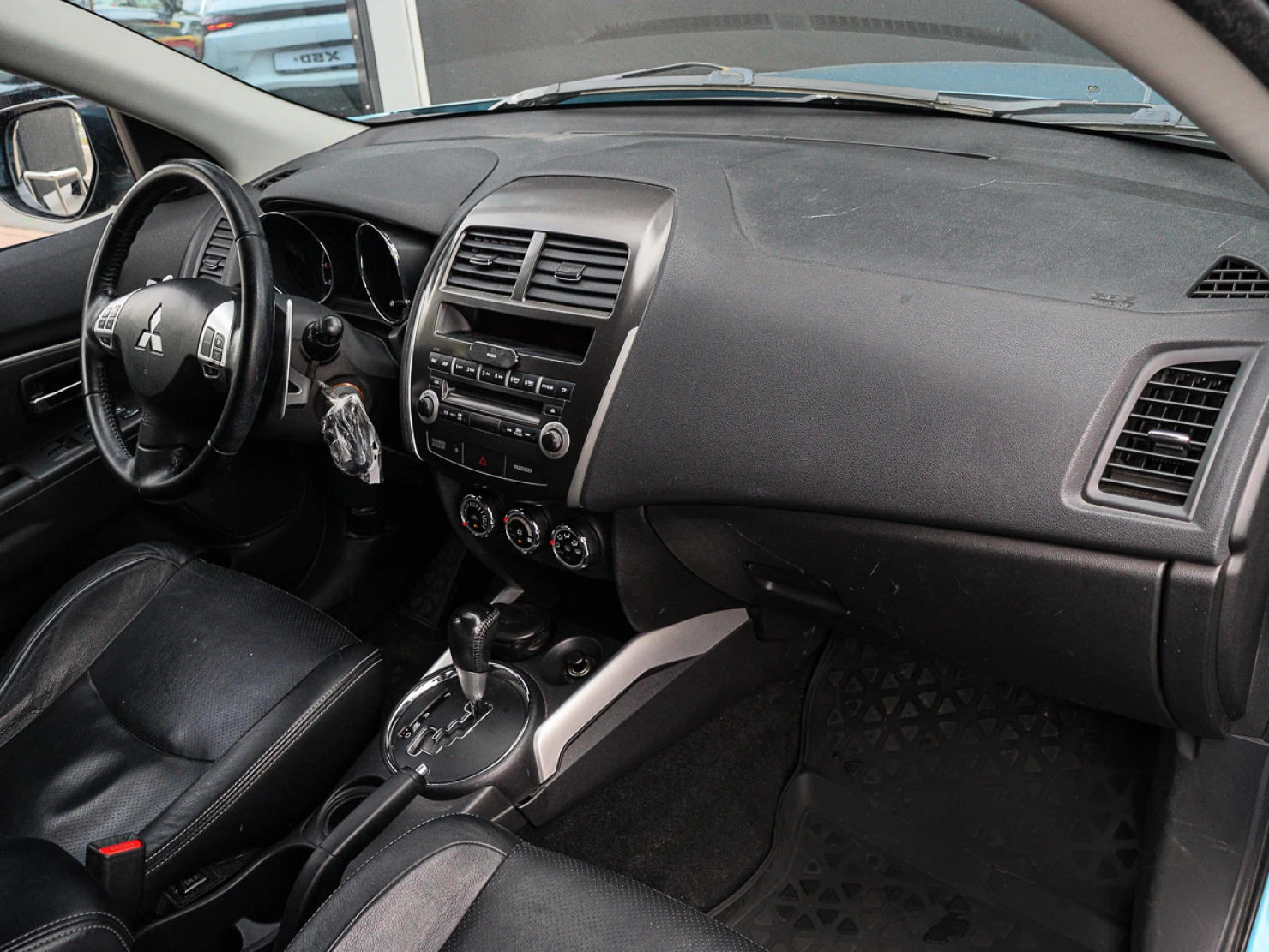 Mitsubishi ASX, 2012