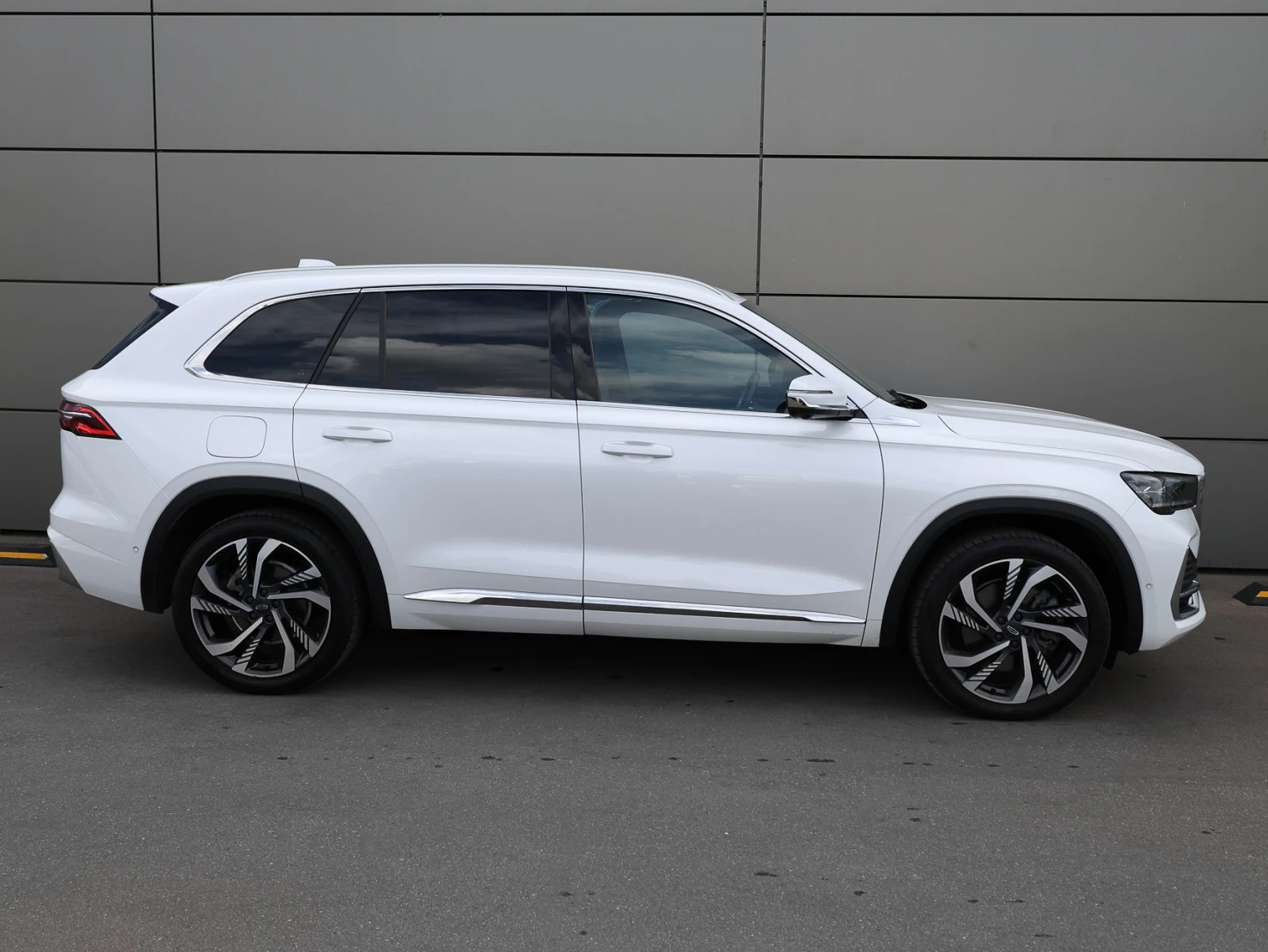 Geely Monjaro, 2023