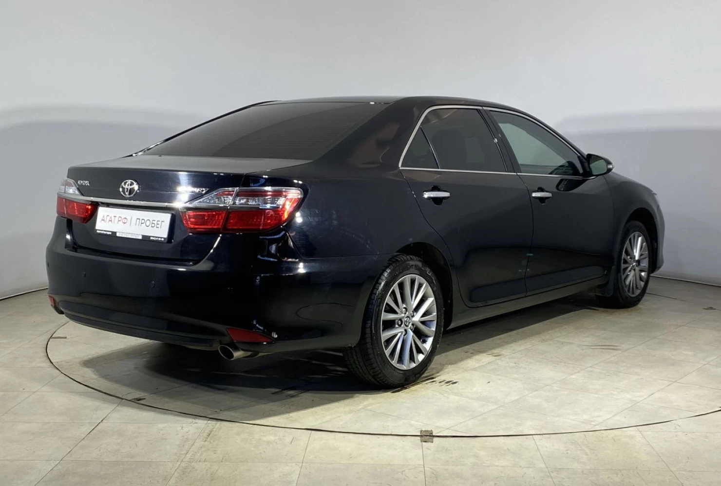 Toyota Camry, 2016