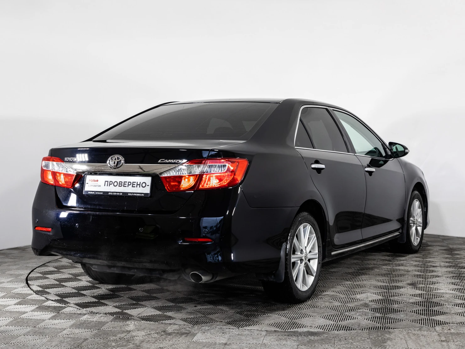 Toyota Camry, 2014