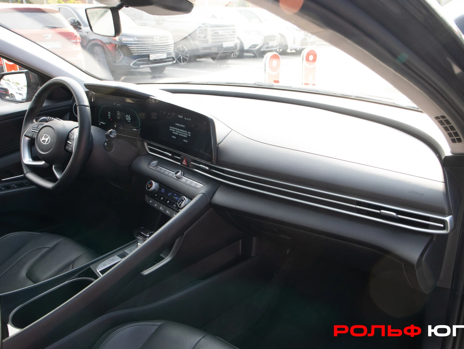 Hyundai Elantra, 2024