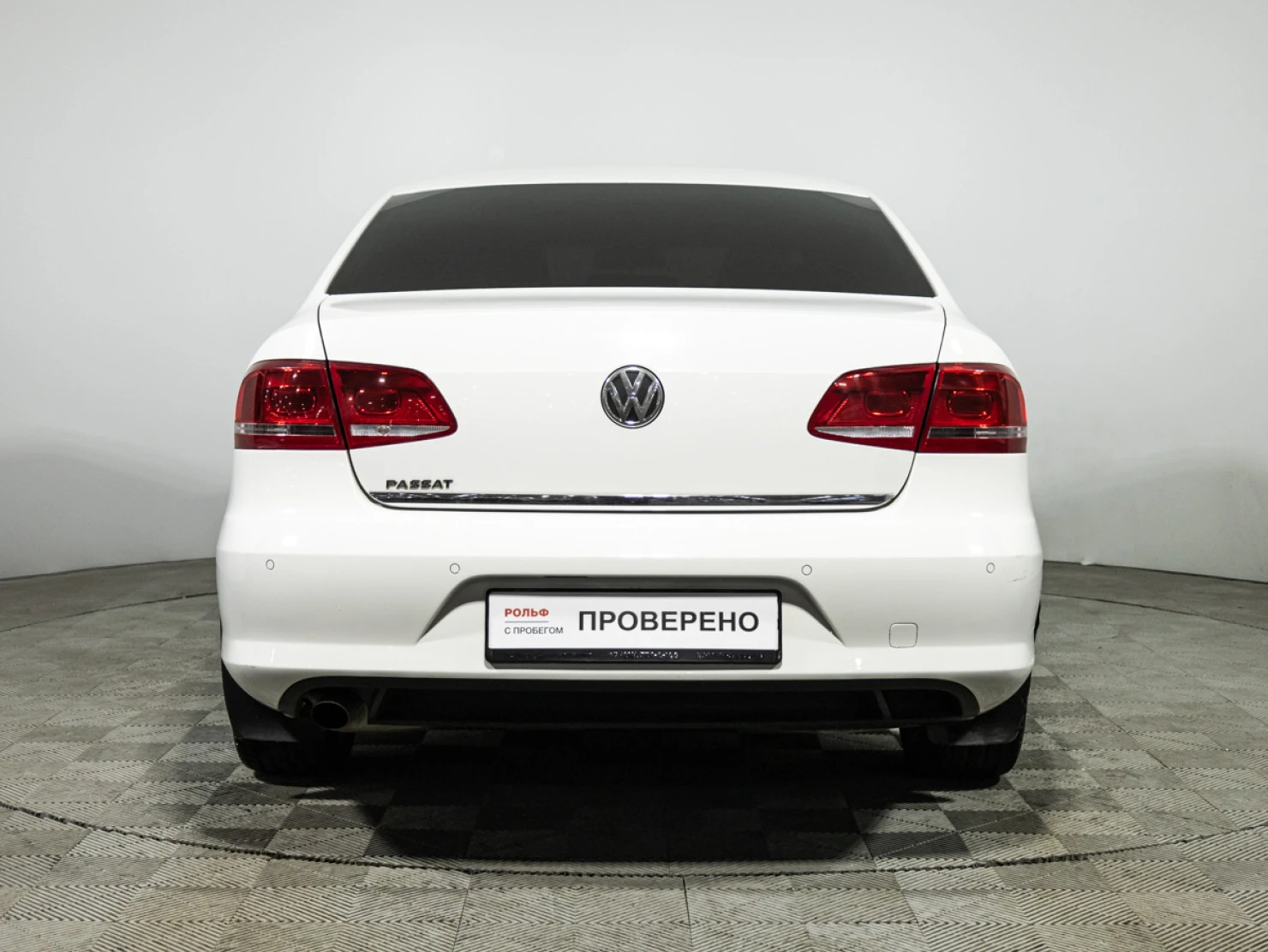 Volkswagen Passat, 2011