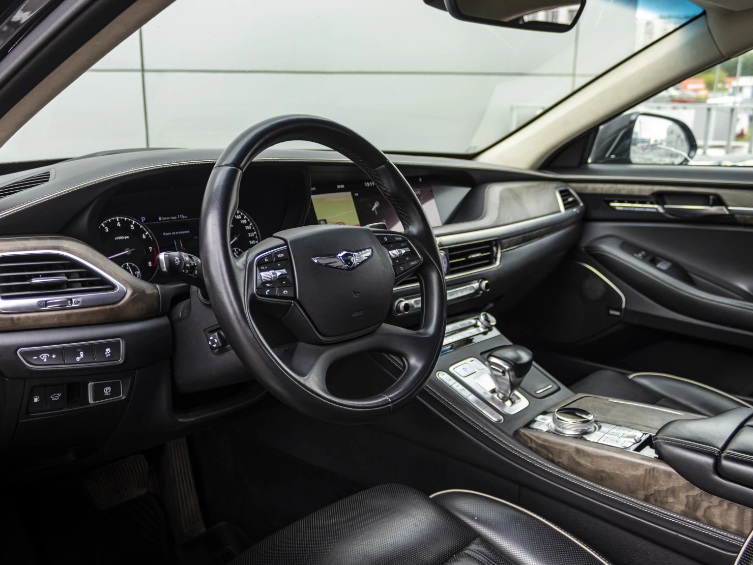 Genesis G90, 2019