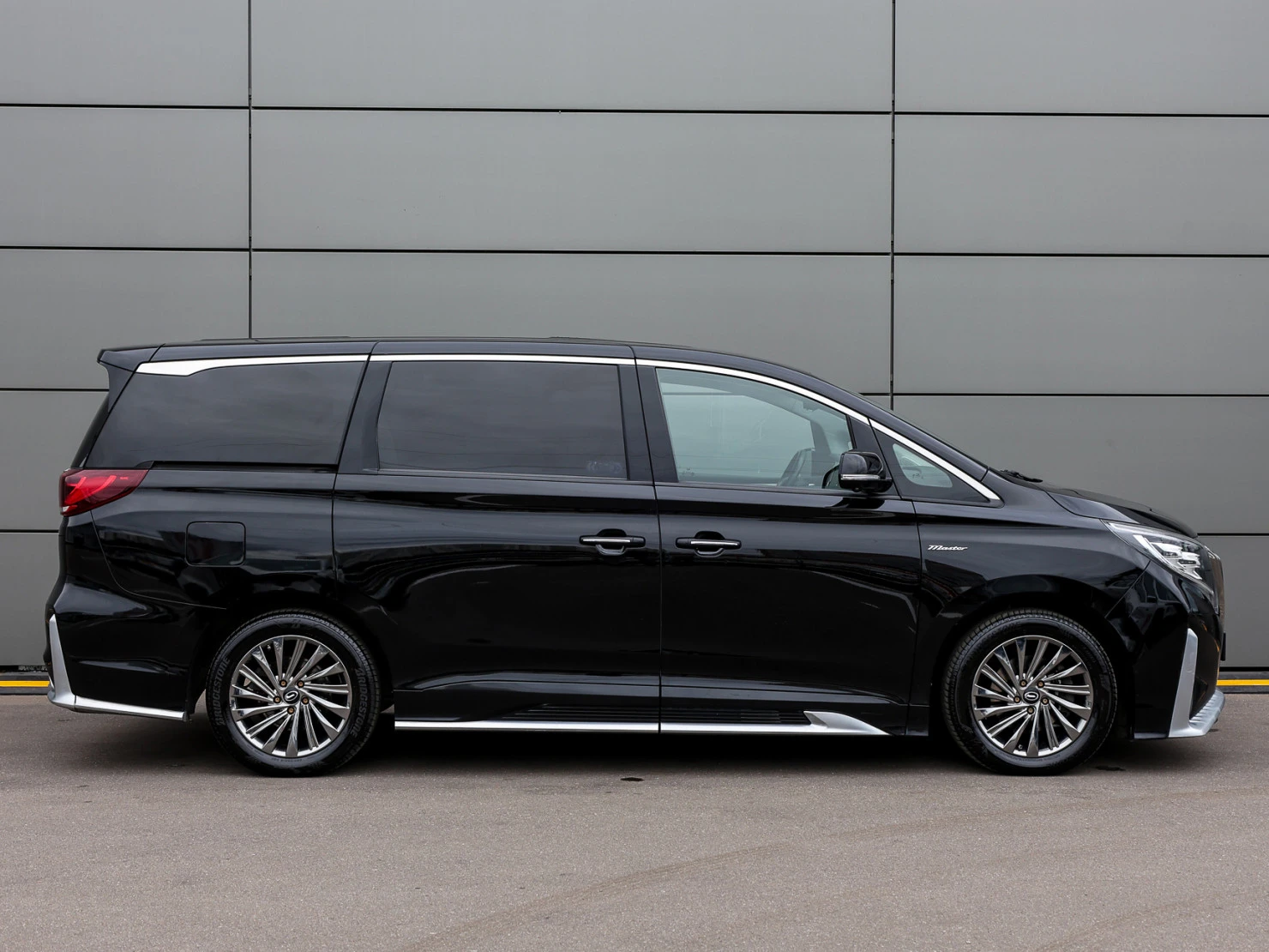 GAC Trumpchi M8, 2021