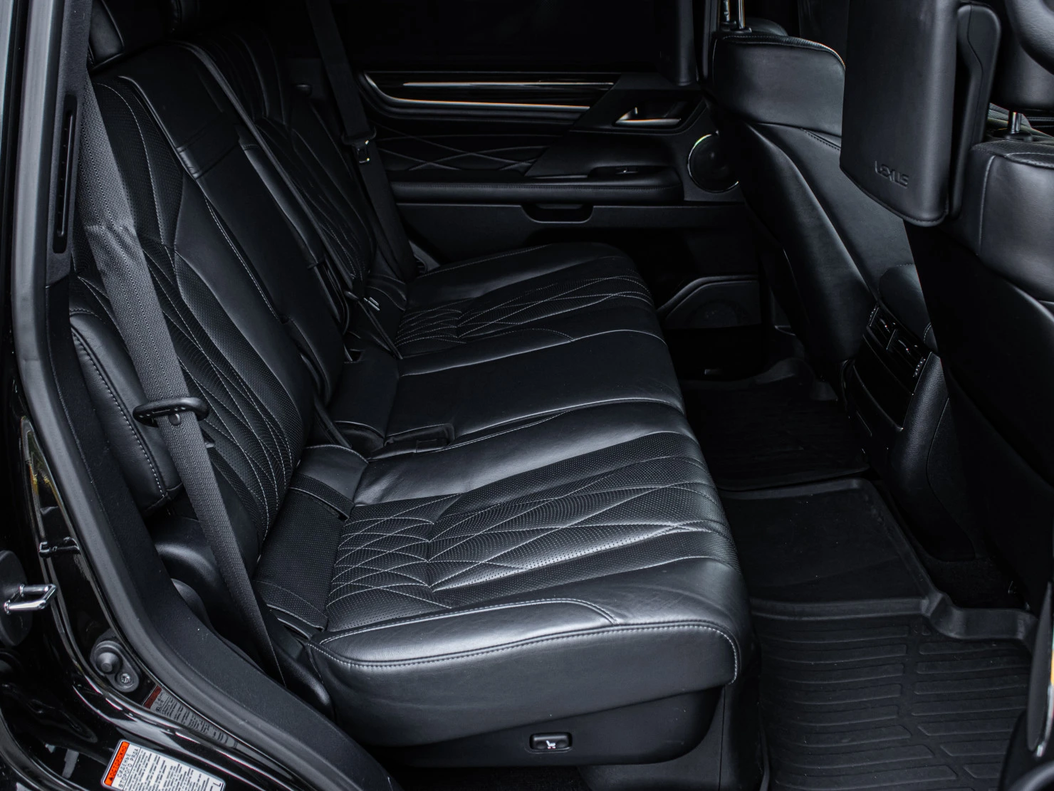 Lexus LX, 2020