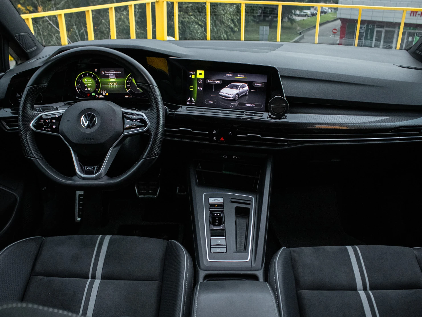 Volkswagen Golf, 2022