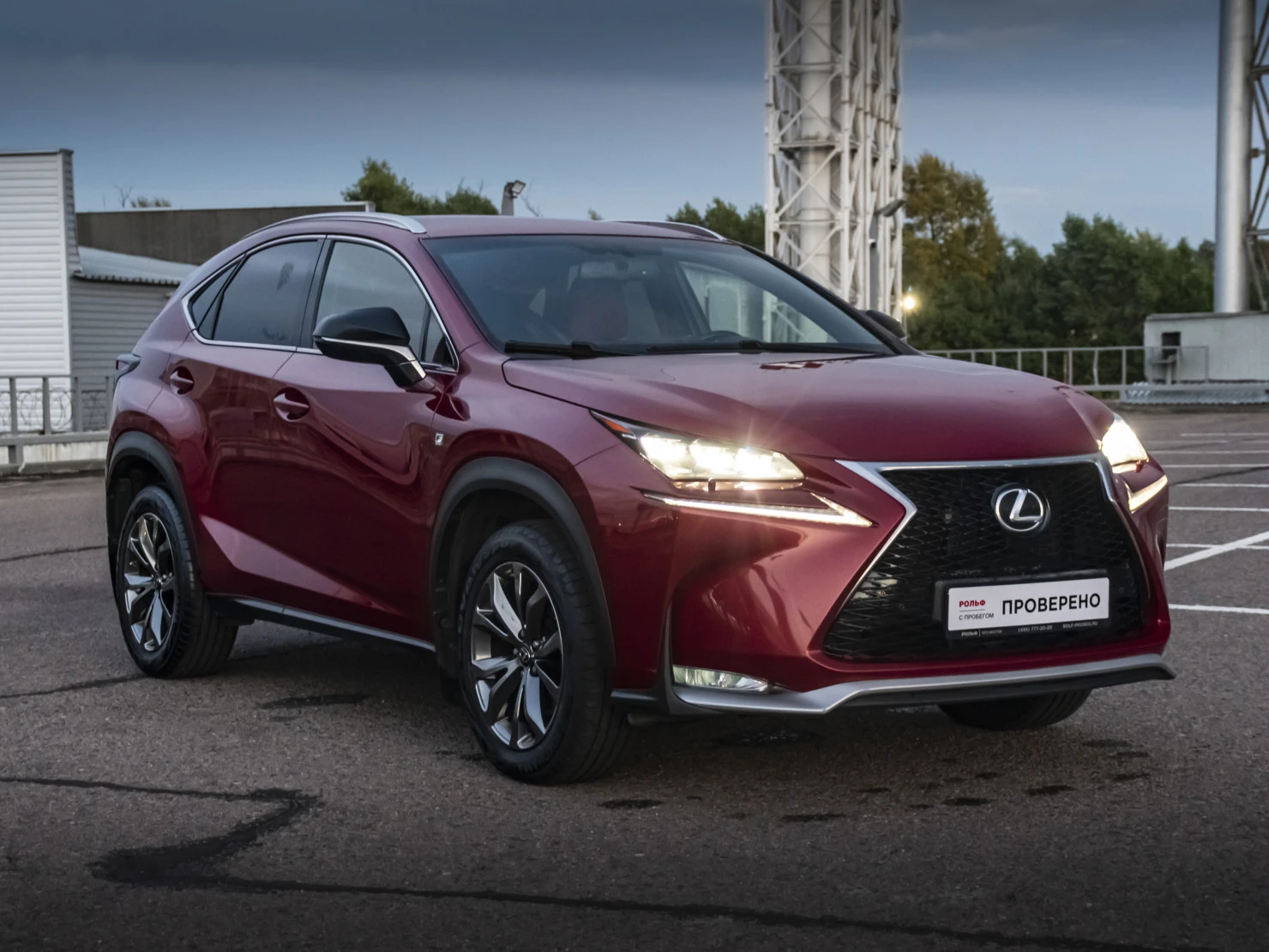 Lexus NX, 2016