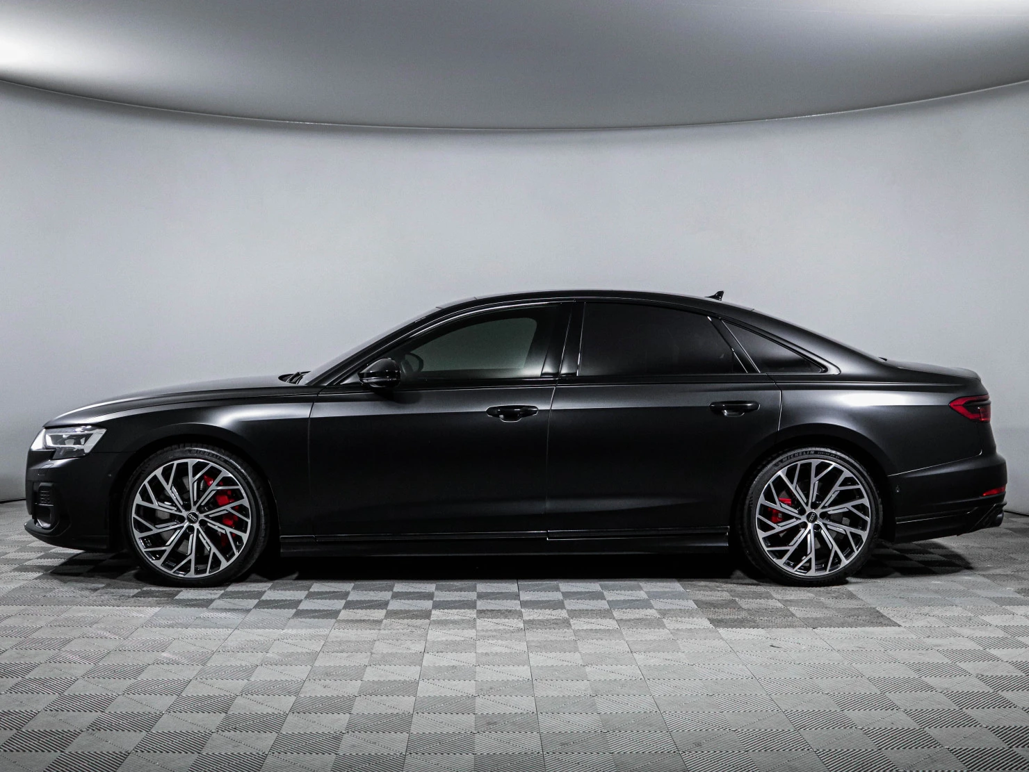 Audi S8, 2023