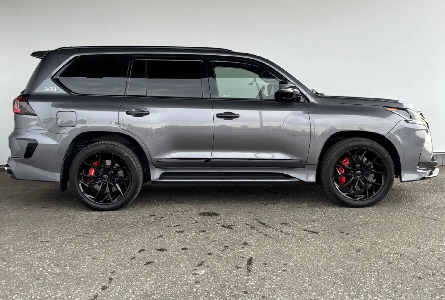 Lexus LX, 2020