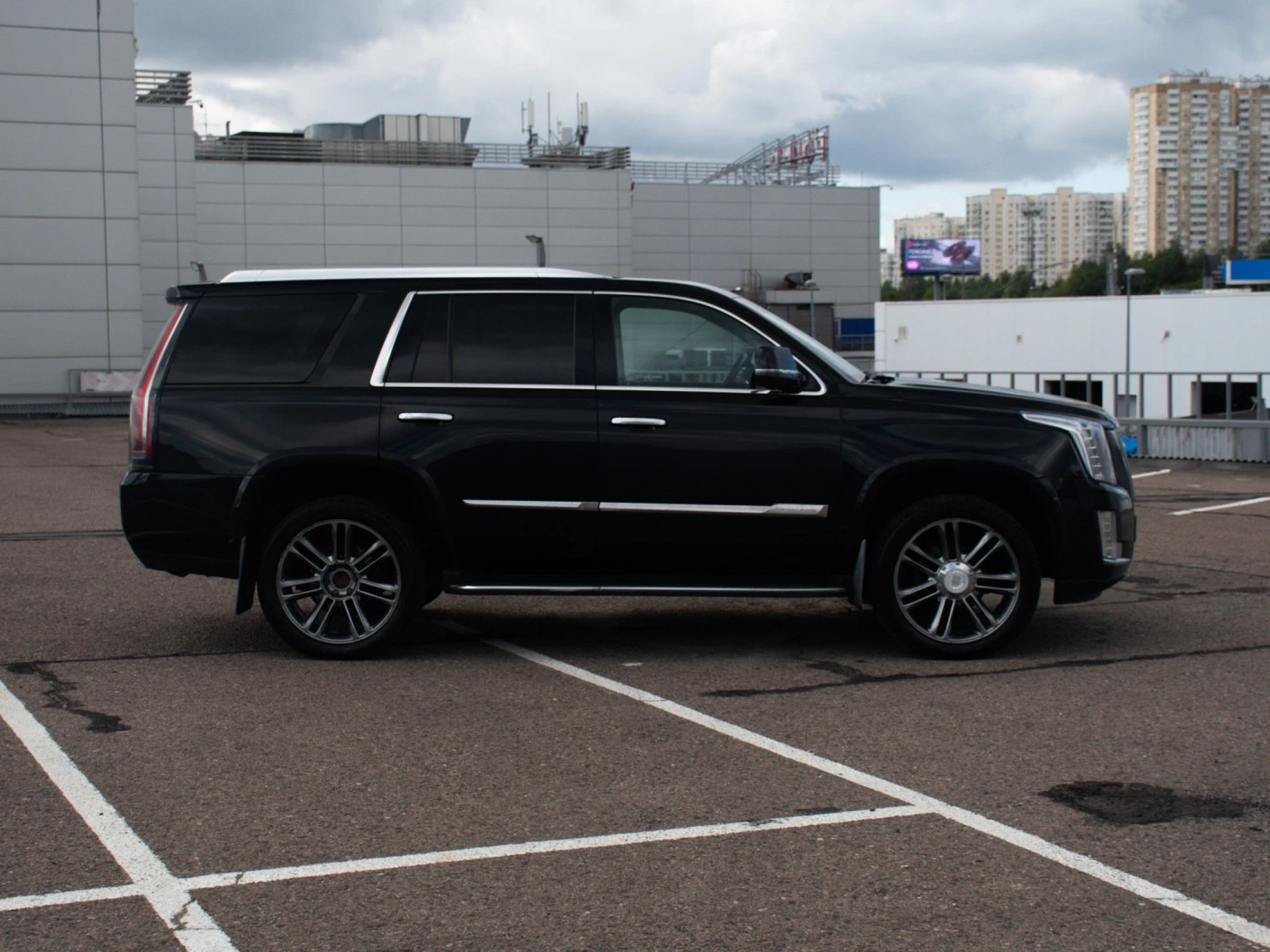 Cadillac Escalade, 2016