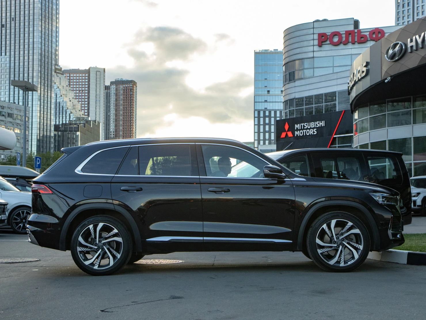 Geely Monjaro, 2023